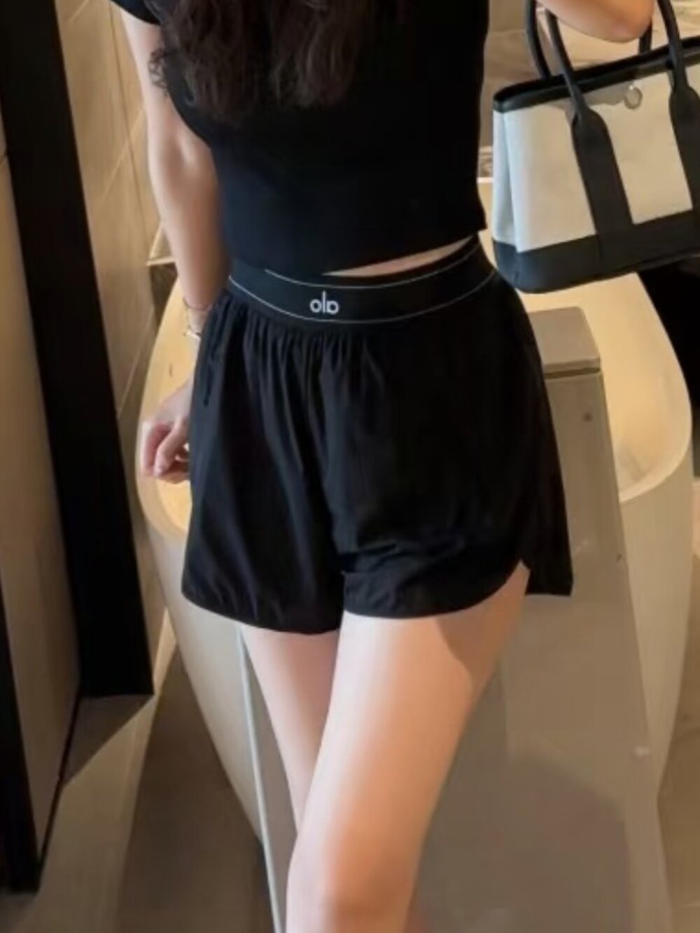 NWT 🎯 Alo Yoga Match Point Short,Black High-Waisted Shorts Athleisure/Sports